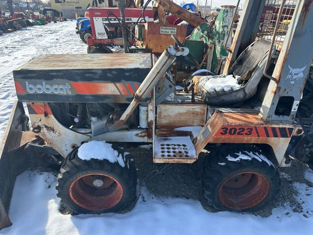 Image of Bobcat 3023 equipment image 2