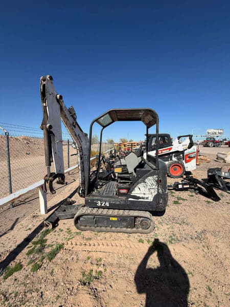 Image of Bobcat 324 Primary image