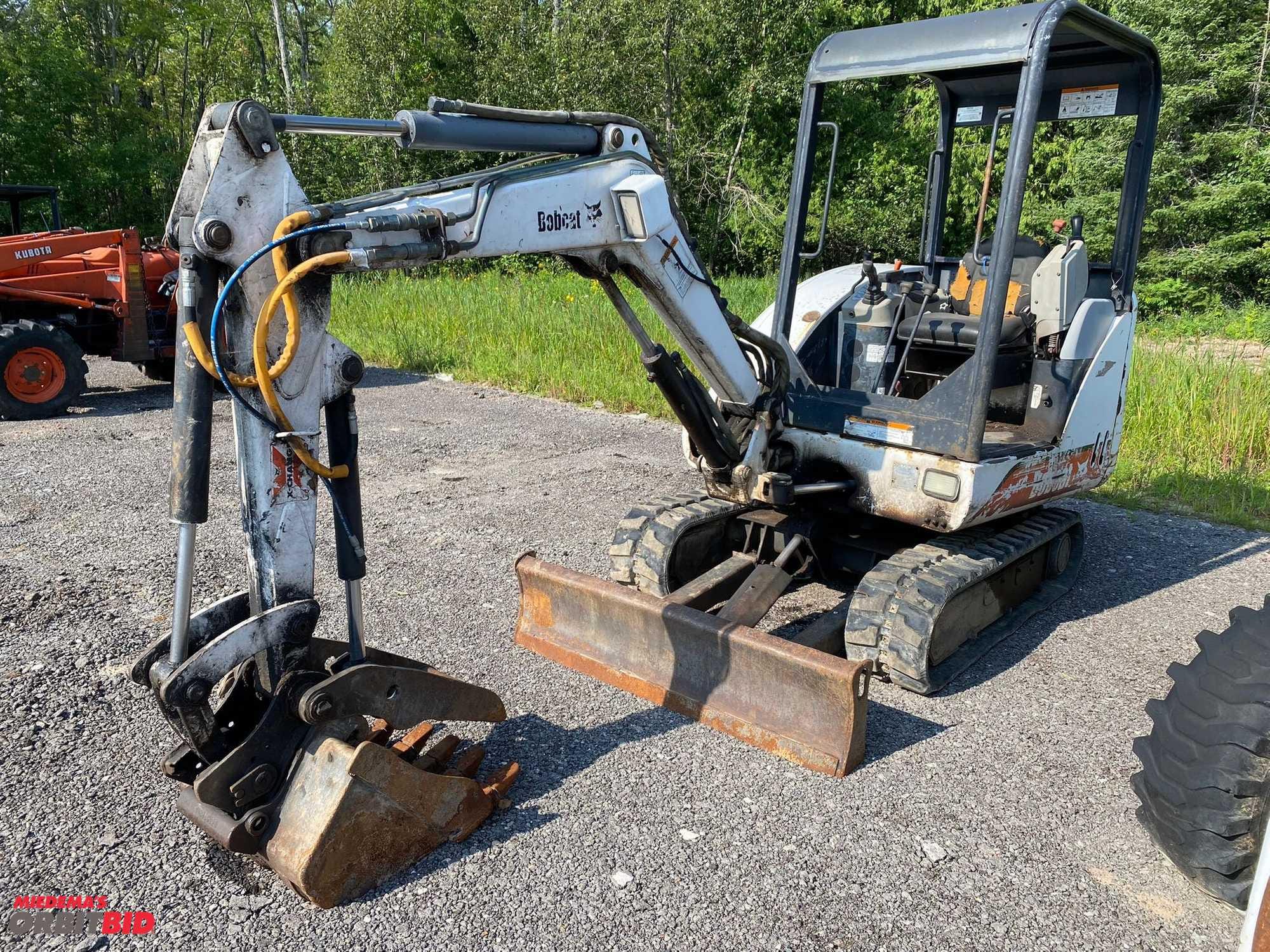 Main image Bobcat 325D