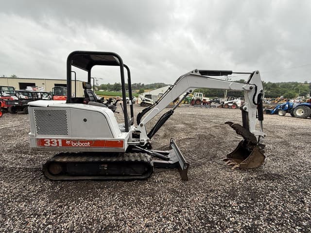 Image of Bobcat 331 equipment image 4