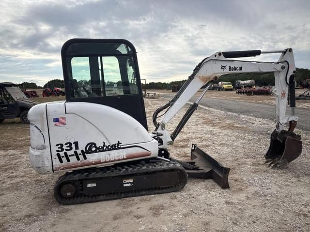 Image of Bobcat 331 equipment image 4