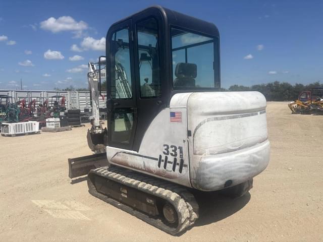 Image of Bobcat 331 equipment image 2