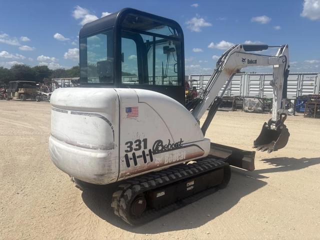 Image of Bobcat 331 equipment image 4