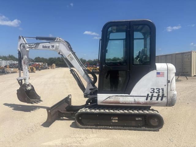 Image of Bobcat 331 equipment image 1