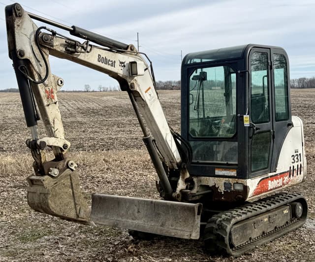 Image of Bobcat 331 equipment image 2