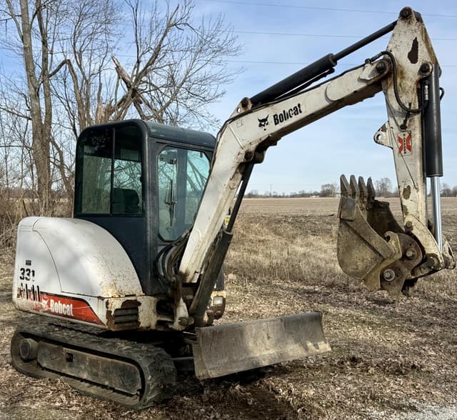 Image of Bobcat 331 equipment image 3