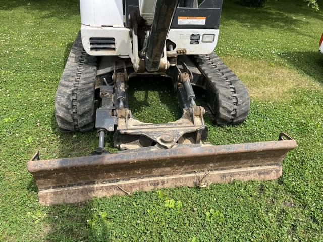 Image of Bobcat 335 equipment image 3