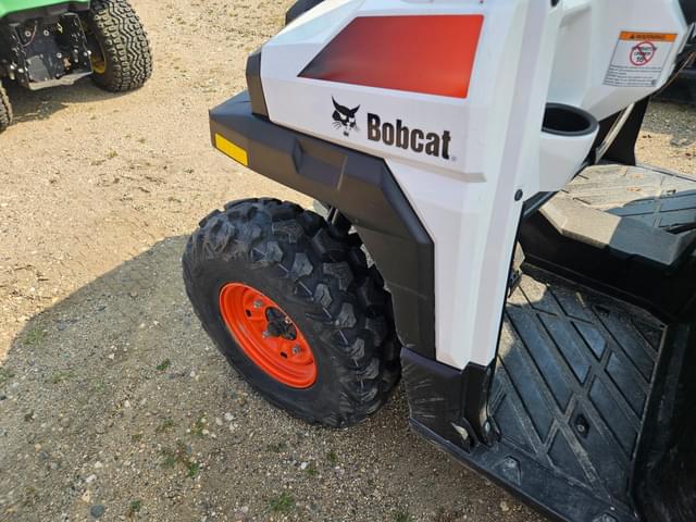Image of Bobcat 3400 equipment image 4