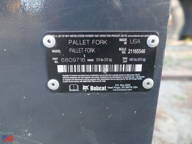 Image of Bobcat Pallet Fork equipment image 3