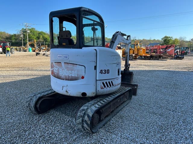 Image of Bobcat 430 equipment image 3
