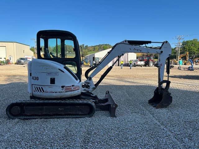 Image of Bobcat 430 equipment image 4