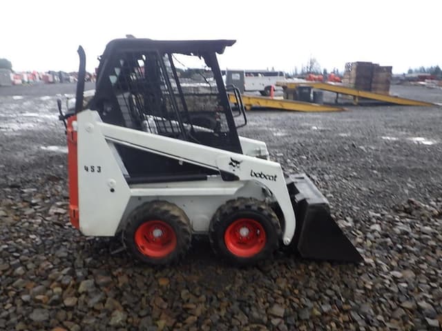 Image of Bobcat 453 equipment image 2