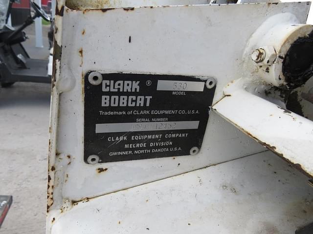 Image of Bobcat 530 equipment image 4