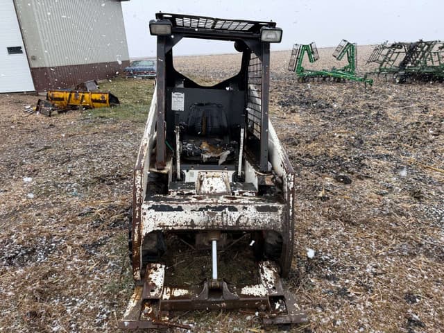 Image of Bobcat 530 equipment image 2