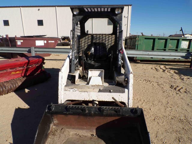 Image of Bobcat 543 equipment image 2