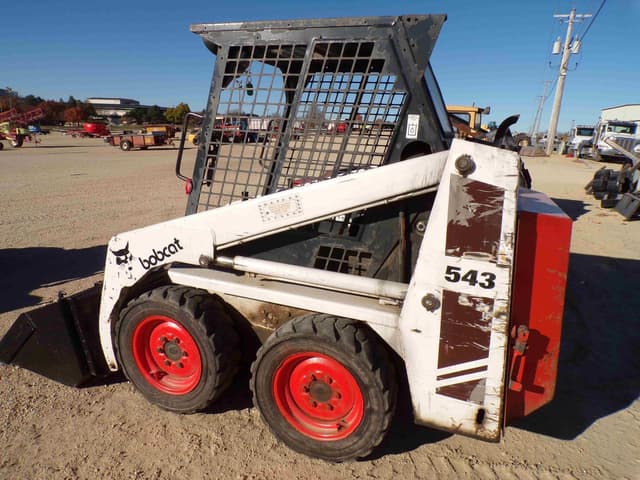 Image of Bobcat 543 equipment image 3