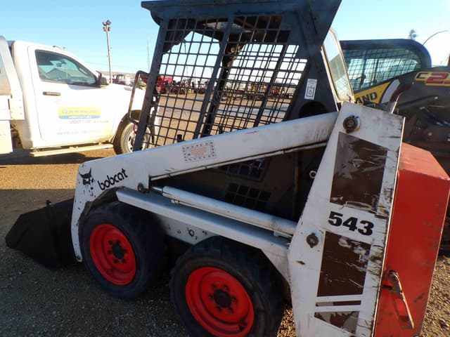 Image of Bobcat 543 equipment image 3