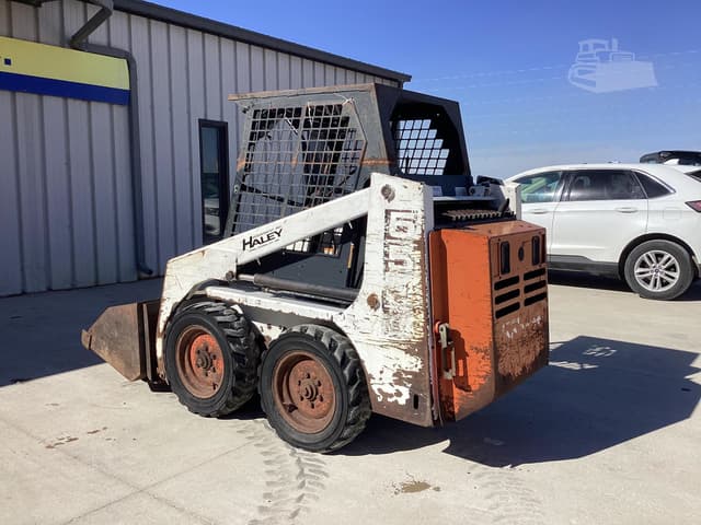 Image of Bobcat 553 equipment image 2