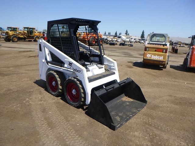 Image of Bobcat 553 equipment image 1