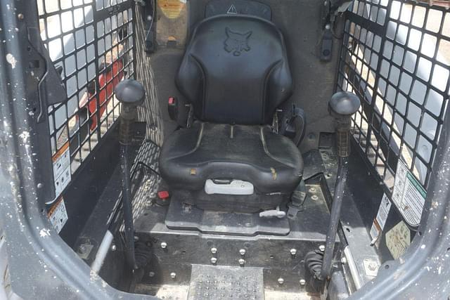 Image of Bobcat S570 equipment image 4