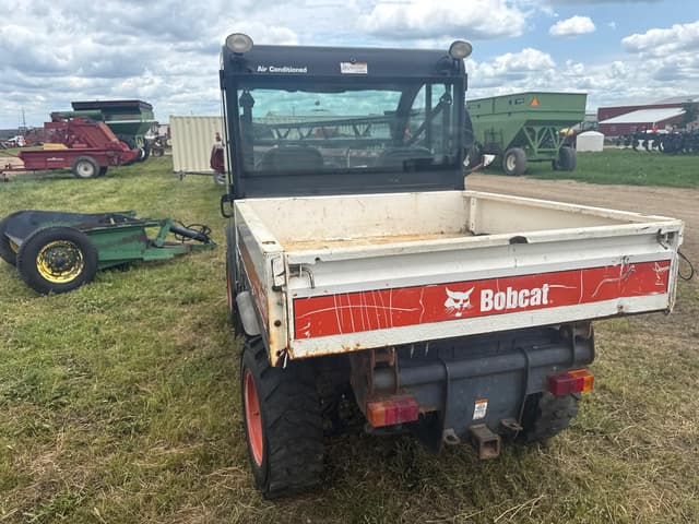 Image of Bobcat Toolcat 5600 equipment image 2