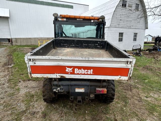 Image of Bobcat Toolcat 5600 equipment image 3