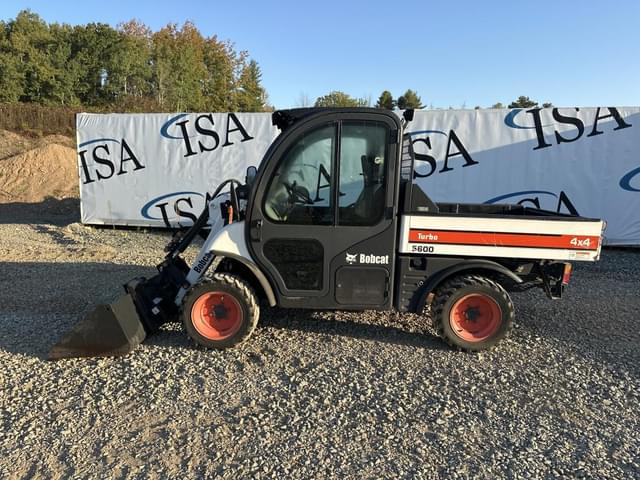 Image of Bobcat Toolcat 5600 equipment image 1