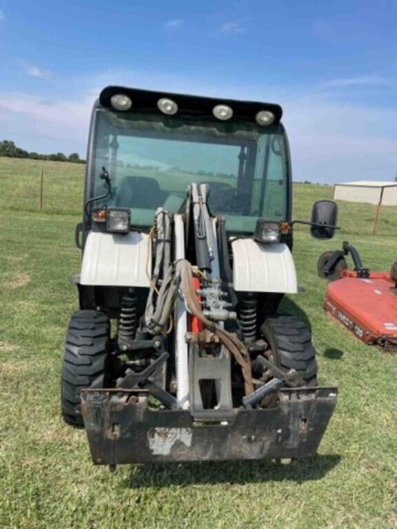 Image of Bobcat 5610 equipment image 1