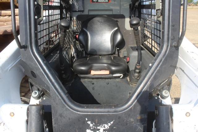 Image of Bobcat S62 equipment image 4