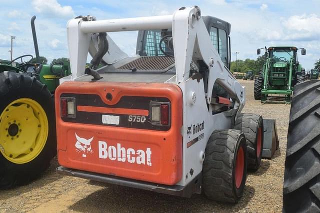 Image of Bobcat S750 equipment image 2