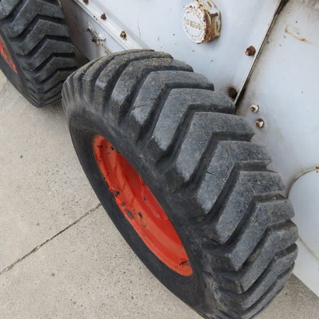 Image of Bobcat 610 equipment image 3