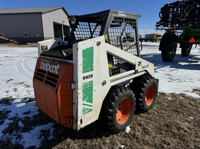 Image of Bobcat 642B equipment image 4