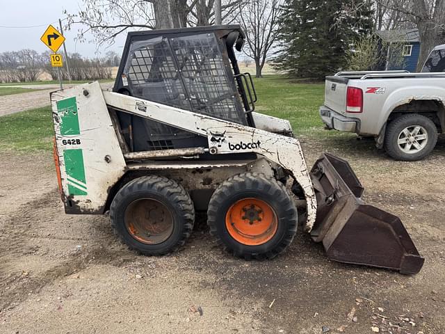Image of Bobcat 642B equipment image 1