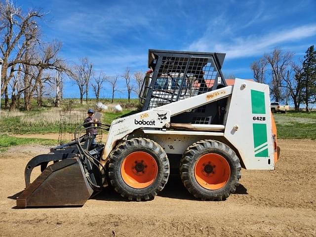 Image of Bobcat 642B equipment image 3