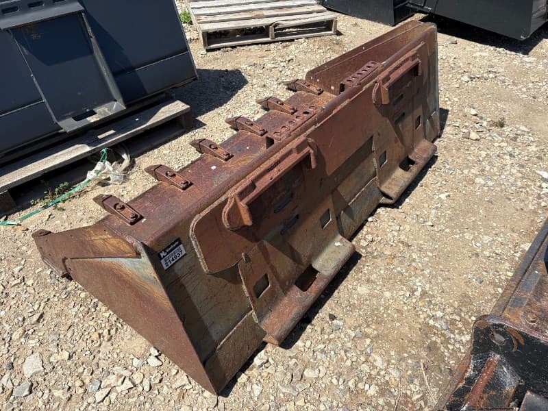 Image of Bobcat 68" Heavy Duty Bucket Image 0