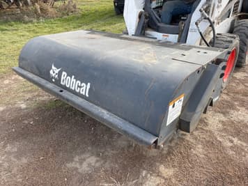 Main image Bobcat Sweeper 72