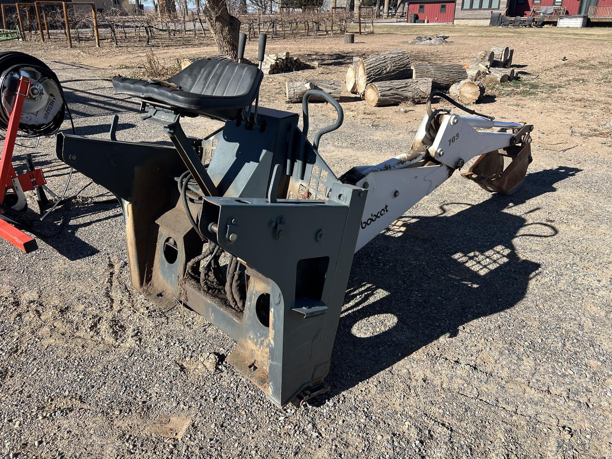 Bobcat 709 Equipment Image0