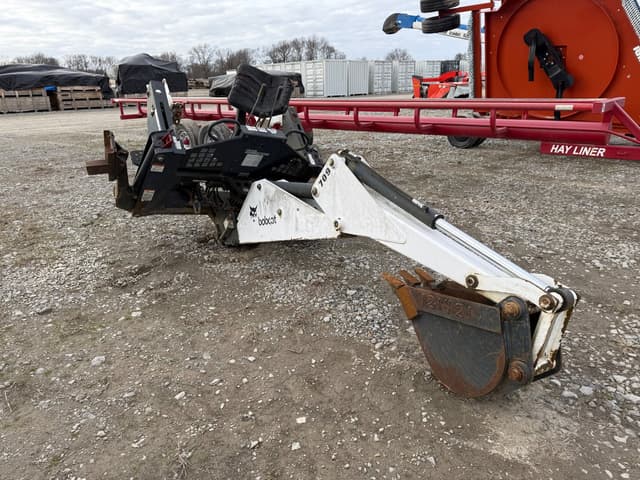 Image of Bobcat 709 equipment image 1