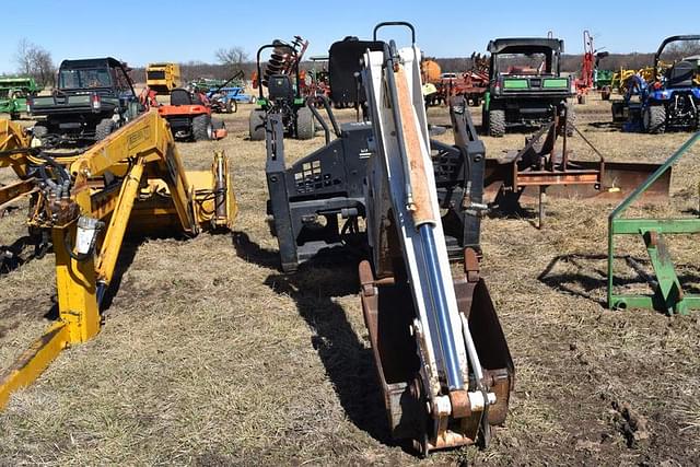 Image of Bobcat 709 equipment image 1