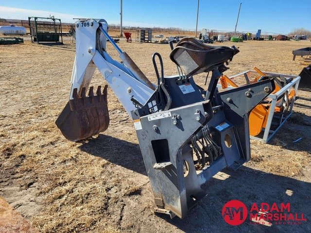 Image of Bobcat 709 equipment image 2