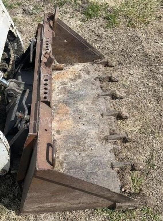 Image of Bobcat 742B equipment image 3