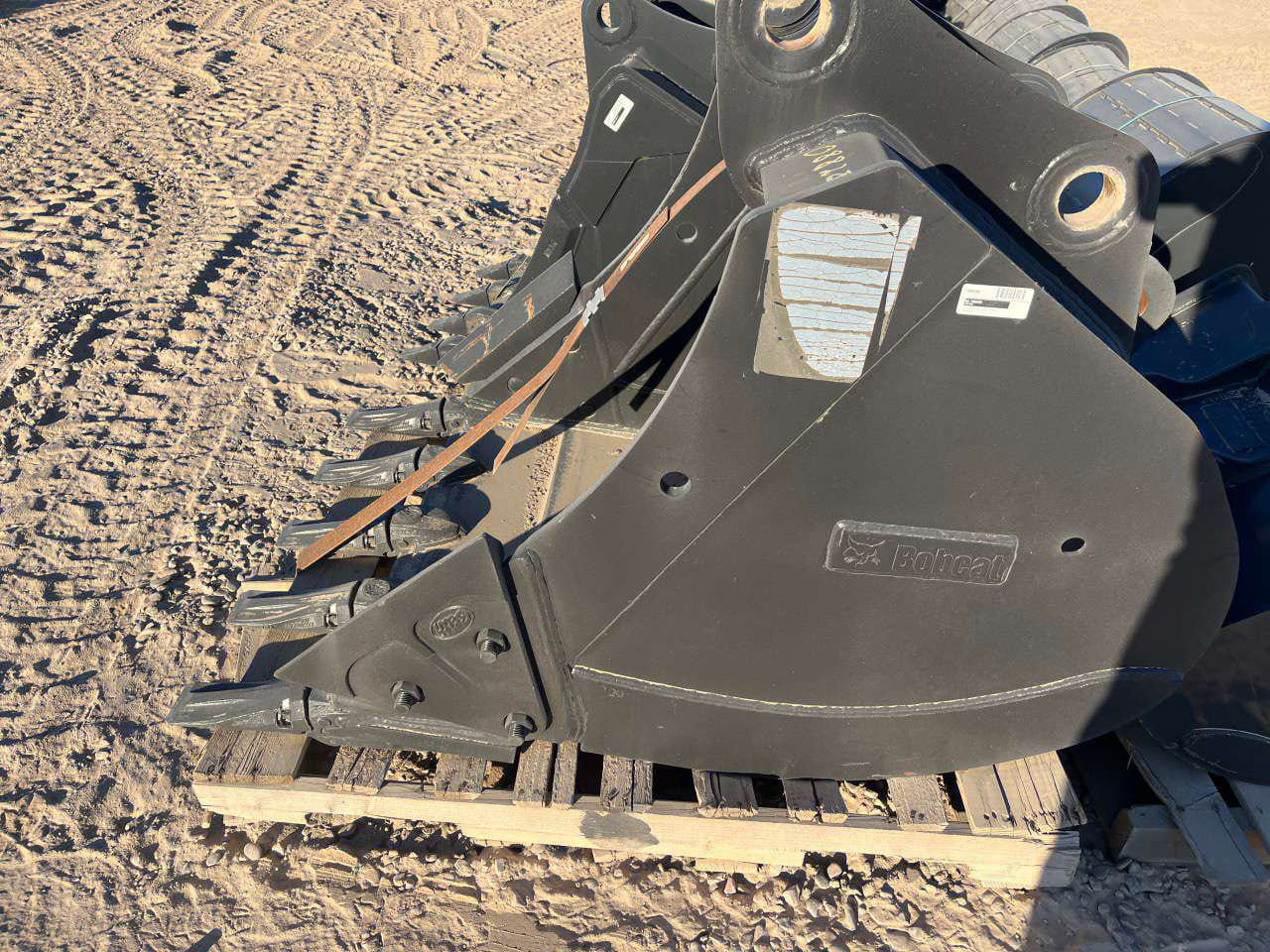 Bobcat 7382550 Equipment Image0