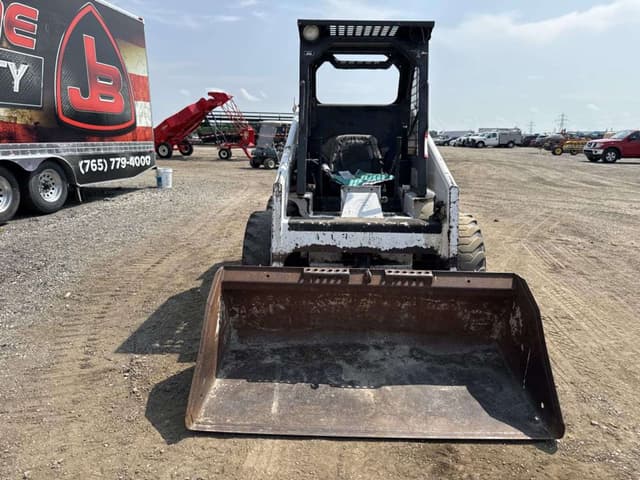 Image of Bobcat 742B equipment image 4