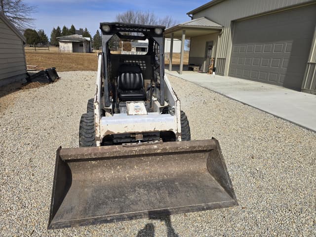 Image of Bobcat 742B equipment image 3