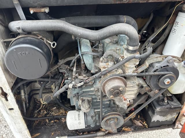 Image of Bobcat 743 equipment image 2