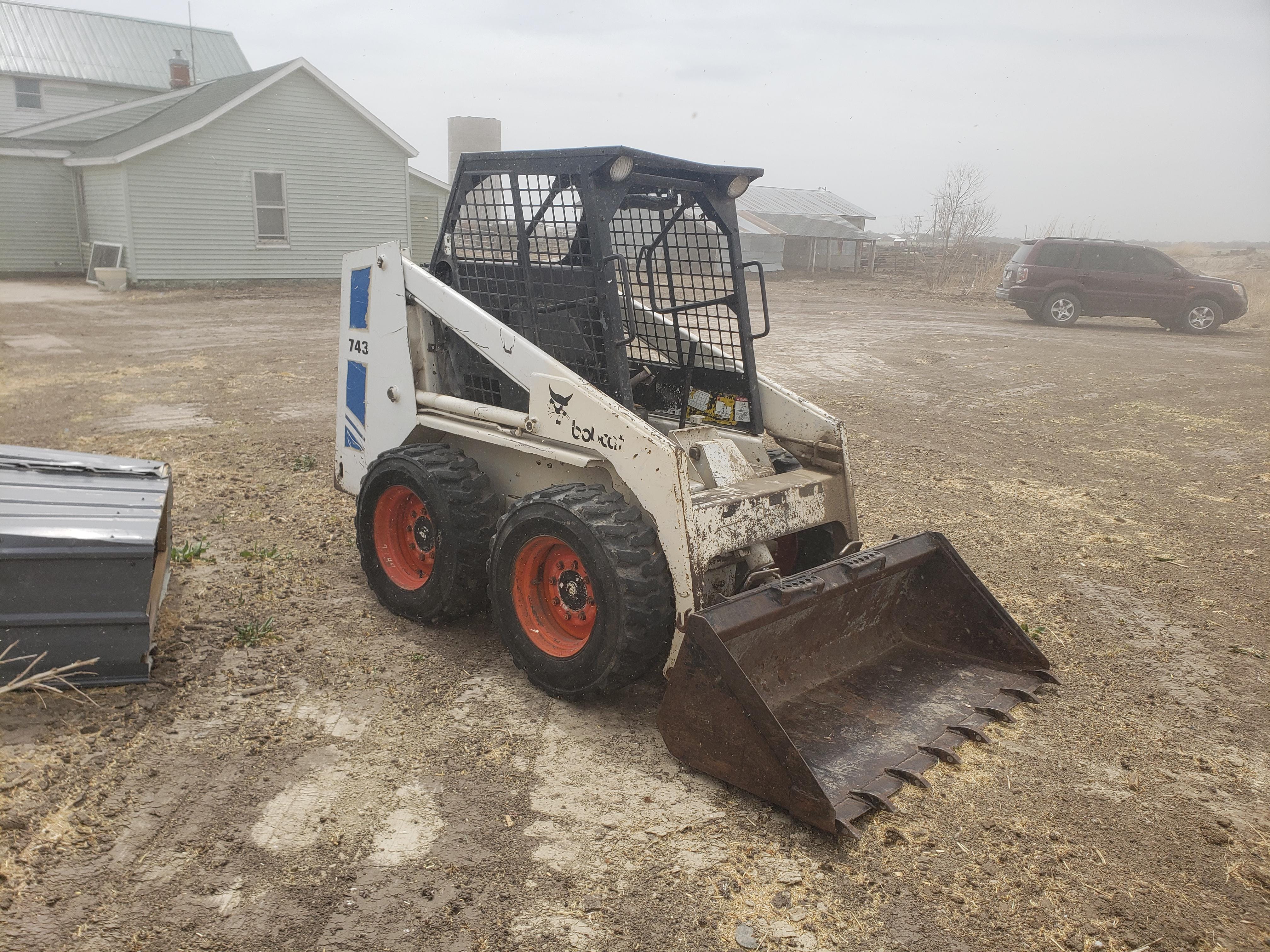 Main image Bobcat 743