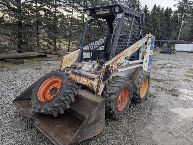Image of Bobcat 743 equipment image 1