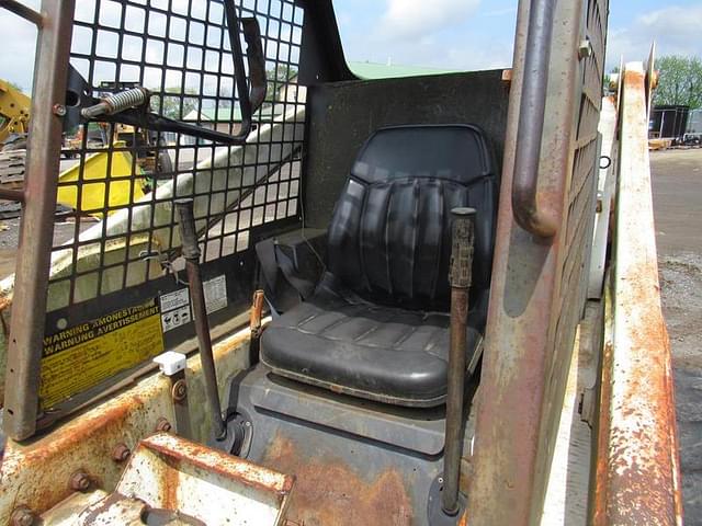 Image of Bobcat 743 equipment image 3