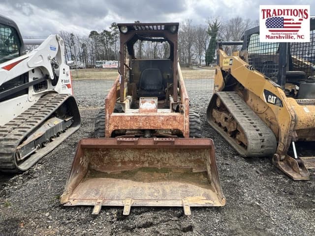 Image of Bobcat 743 equipment image 1