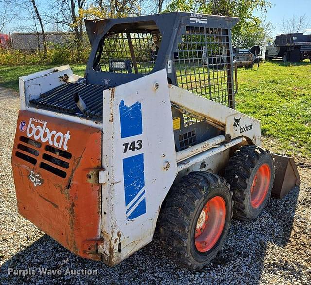 Image of Bobcat 743 equipment image 4